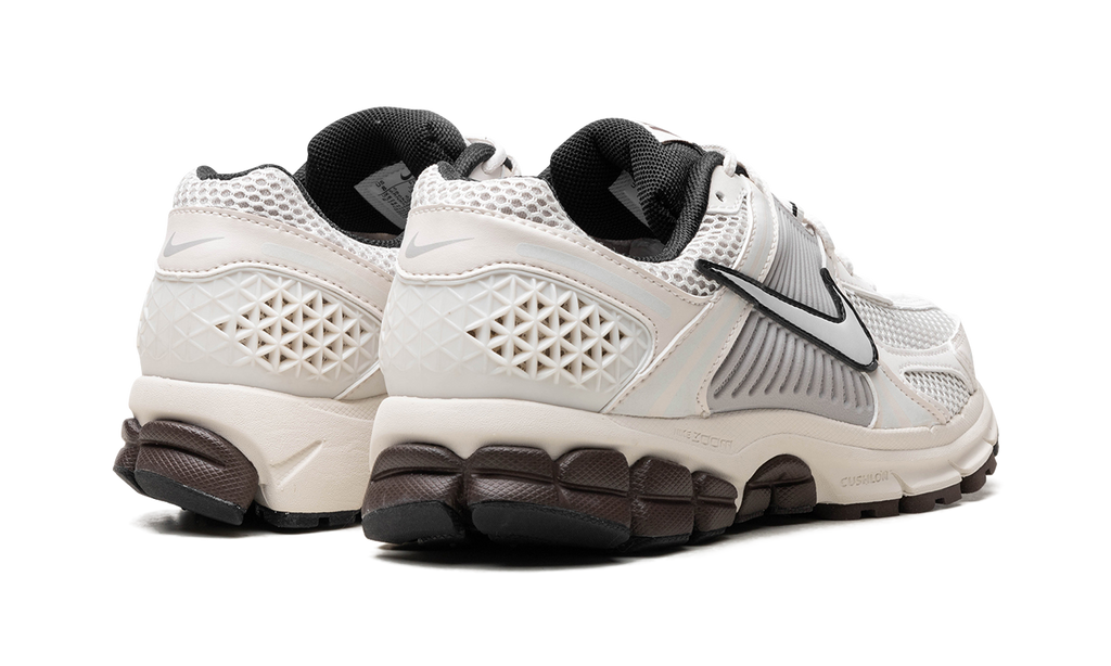 Nike Zoom Vomero 5 'Phantom Light Iron Ore' (W)