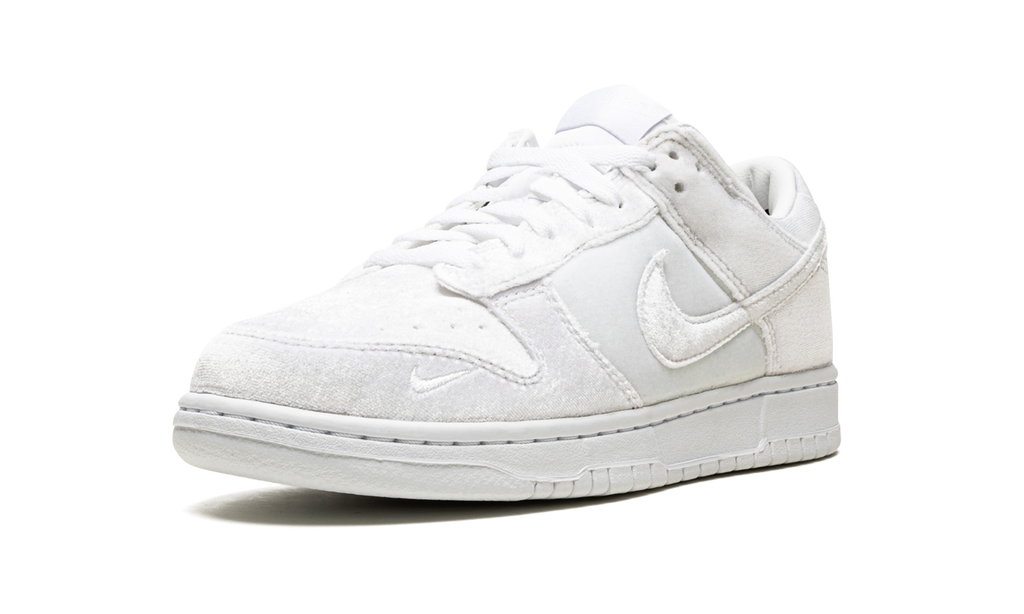 Nike Dunk Low Dover Street Market Triple White Velvet