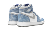 Air Jordan 1 High OG Hyper Royal (GS) 4