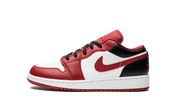 Air Jordan 1 Low Bulls (GS) 1