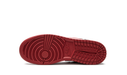 Air Jordan 1 Low Bulls (GS) 6