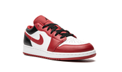Air Jordan 1 Low Bulls (GS) 8