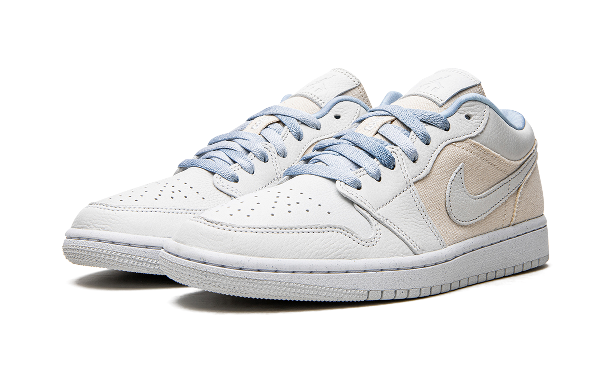 Air Jordan 1 Low Canvas (W) 3