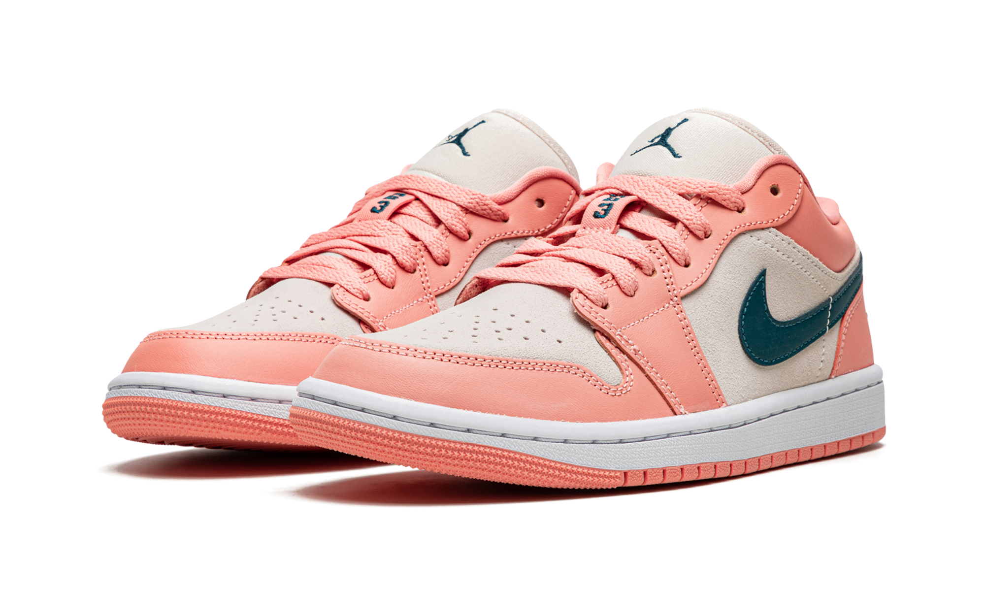 Air Jordan 1 Low Light Madder Root (W) 3