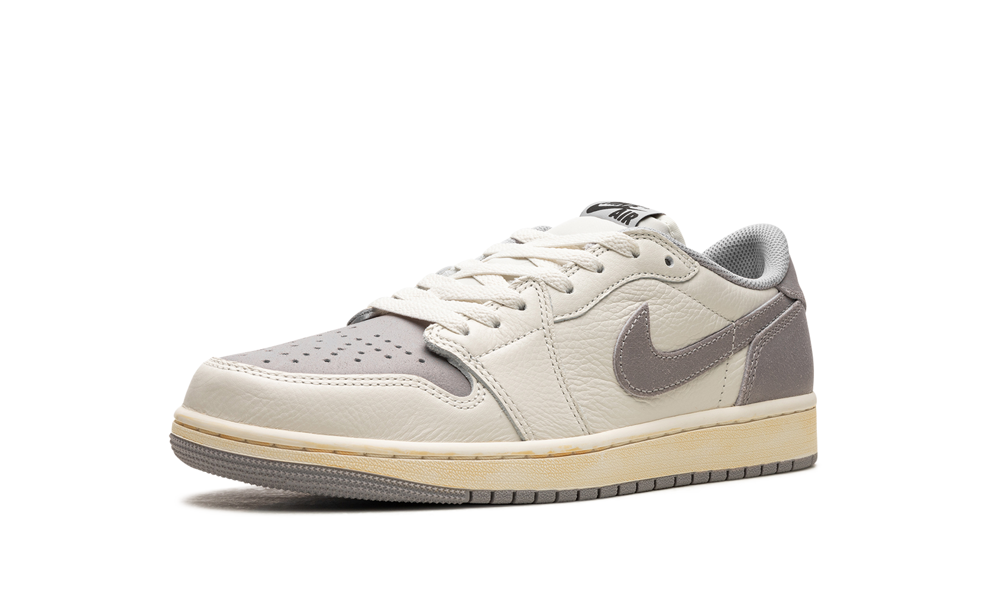 Air Jordan 1 Low OG Atmosphere Grey 5