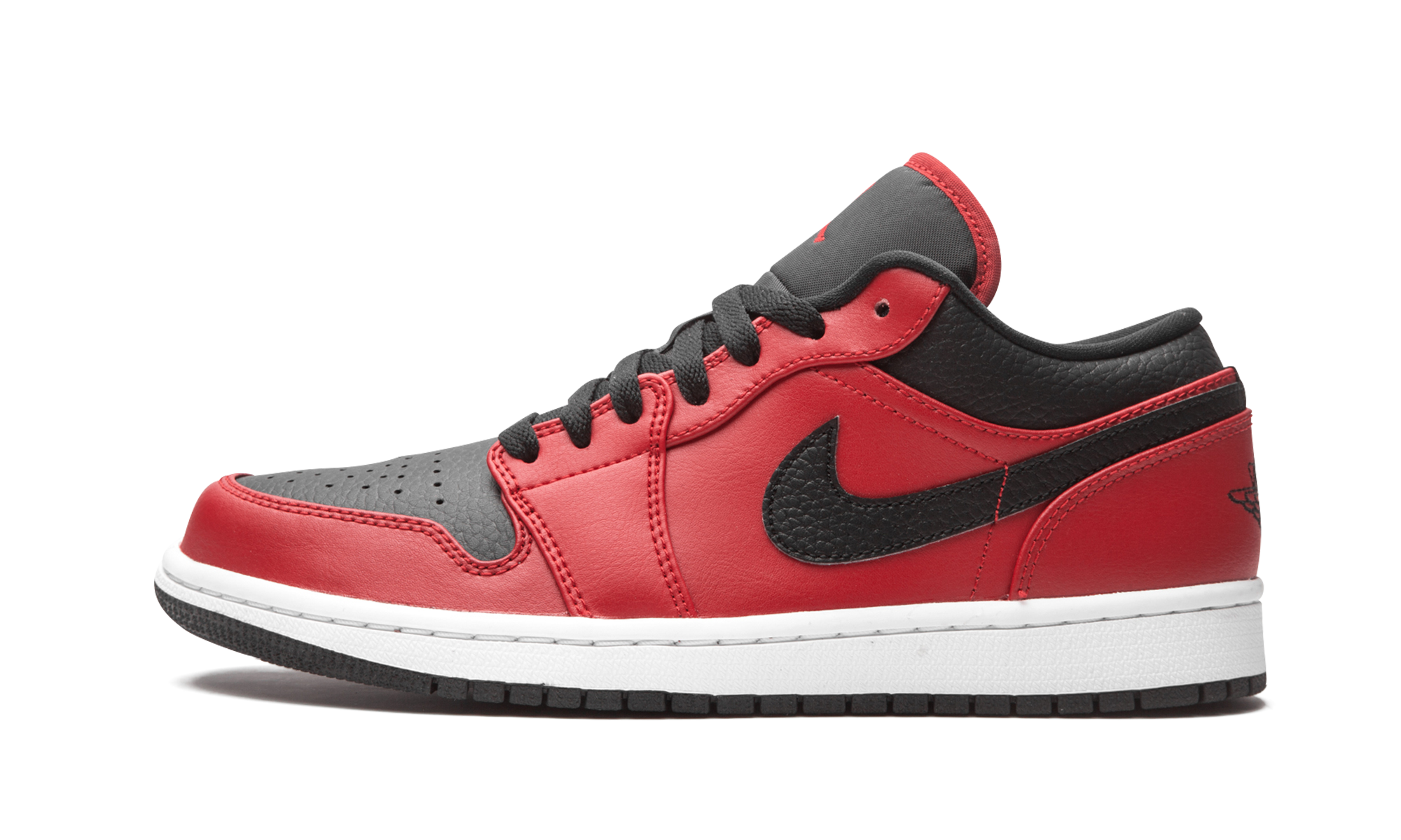 Air Jordan 1 Low Reverse Bred Pebbled Swoosh
