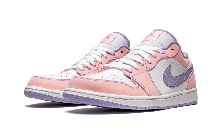 Air Jordan 1 Low SE Arctic Punch 2