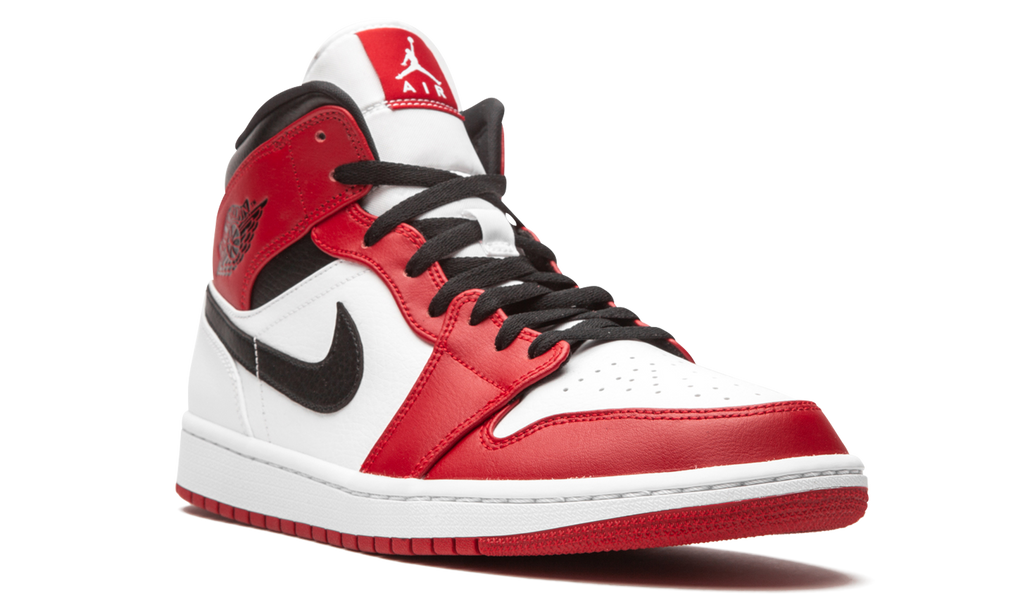 Air Jordan 1 Mid Chicago (2020) 8