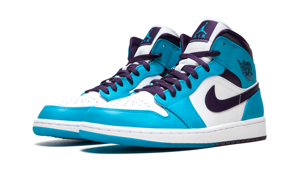 Air Jordan 1 Mid Hornets 3