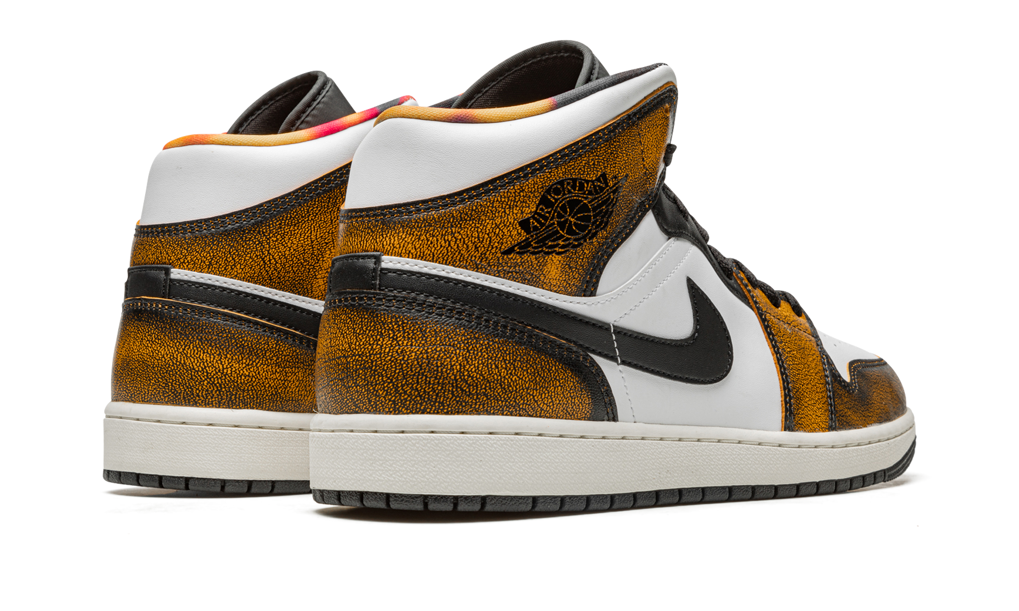 Air Jordan 1 Mid Se Orange Wear-Away