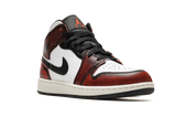 Air Jordan 1 Mid SE Wear-Away Chicago (GS) 8