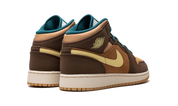 Air Jordan 1 Mid Wow cocoa