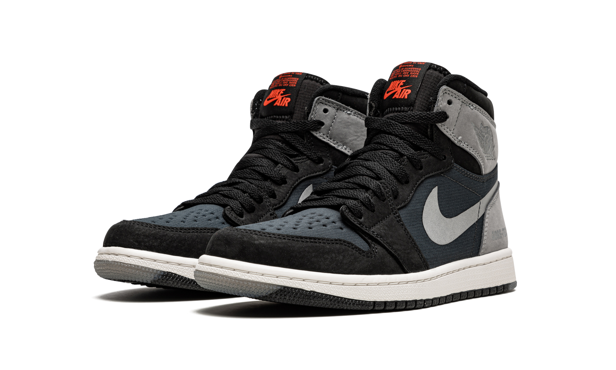 Air Jordan 1 Retro High Element Gore-Tex Black Particle Grey 3
