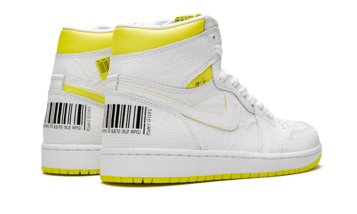 Air Jordan 1 Retro High First Class Flight 4