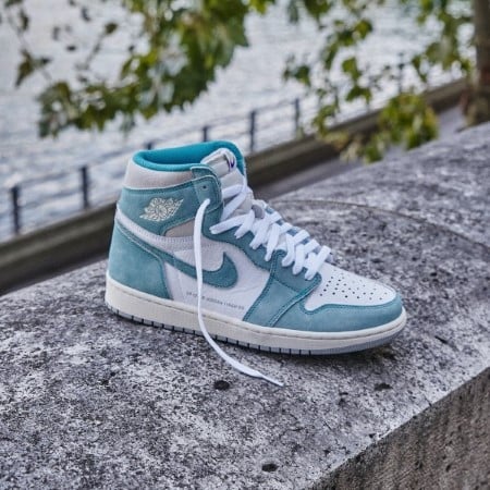 Air Jordan 1 Retro High Flight Nostalgia 6