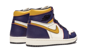 Air Jordan 1 Retro High OG Decency Nike SB Lakers 3