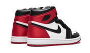 Air Jordan 1 Retro High Satin Black Toe