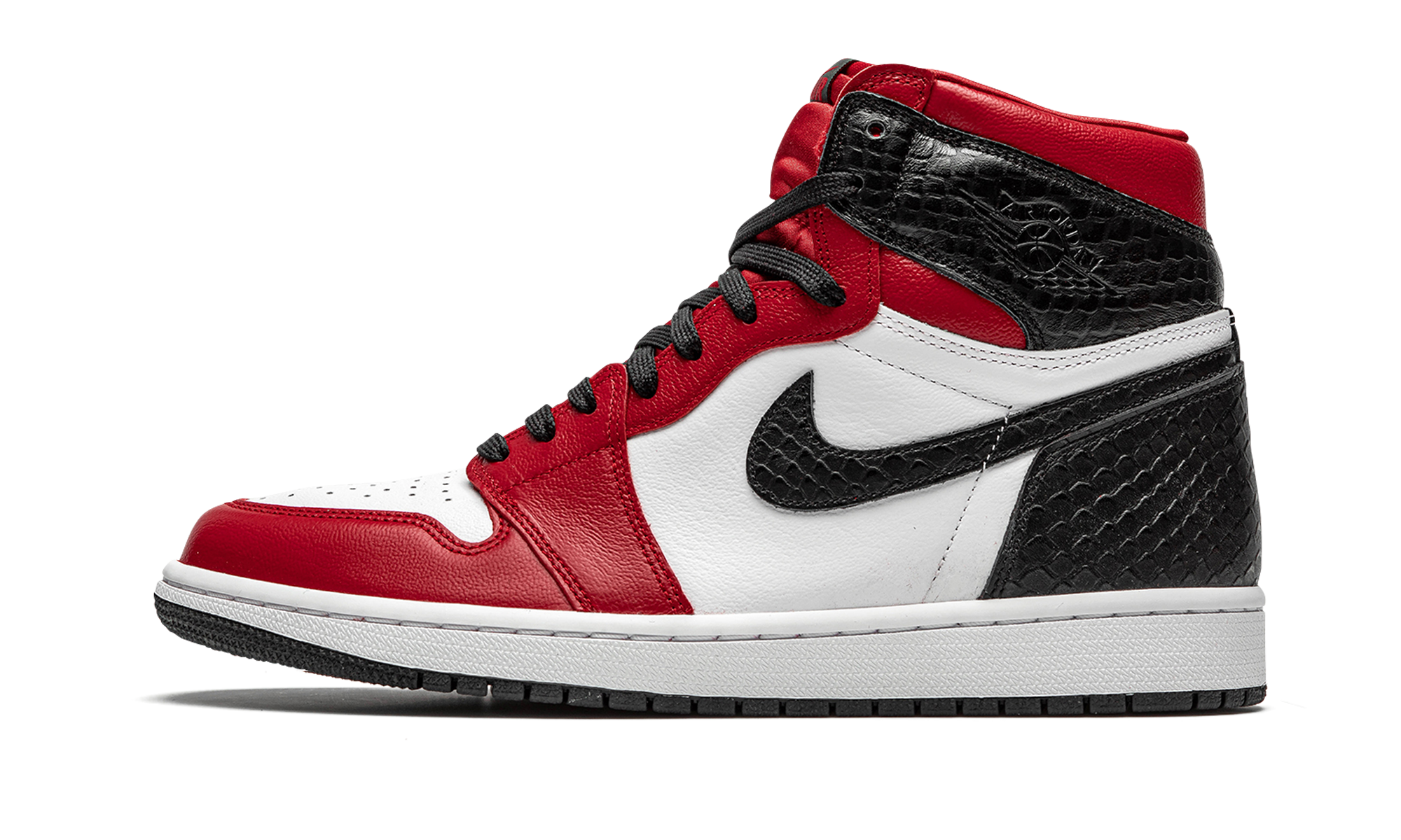 Air Jordan 1 Retro High Satin Snake Chicago