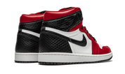 Air Jordan 1 Retro High Satin Snake Chicago