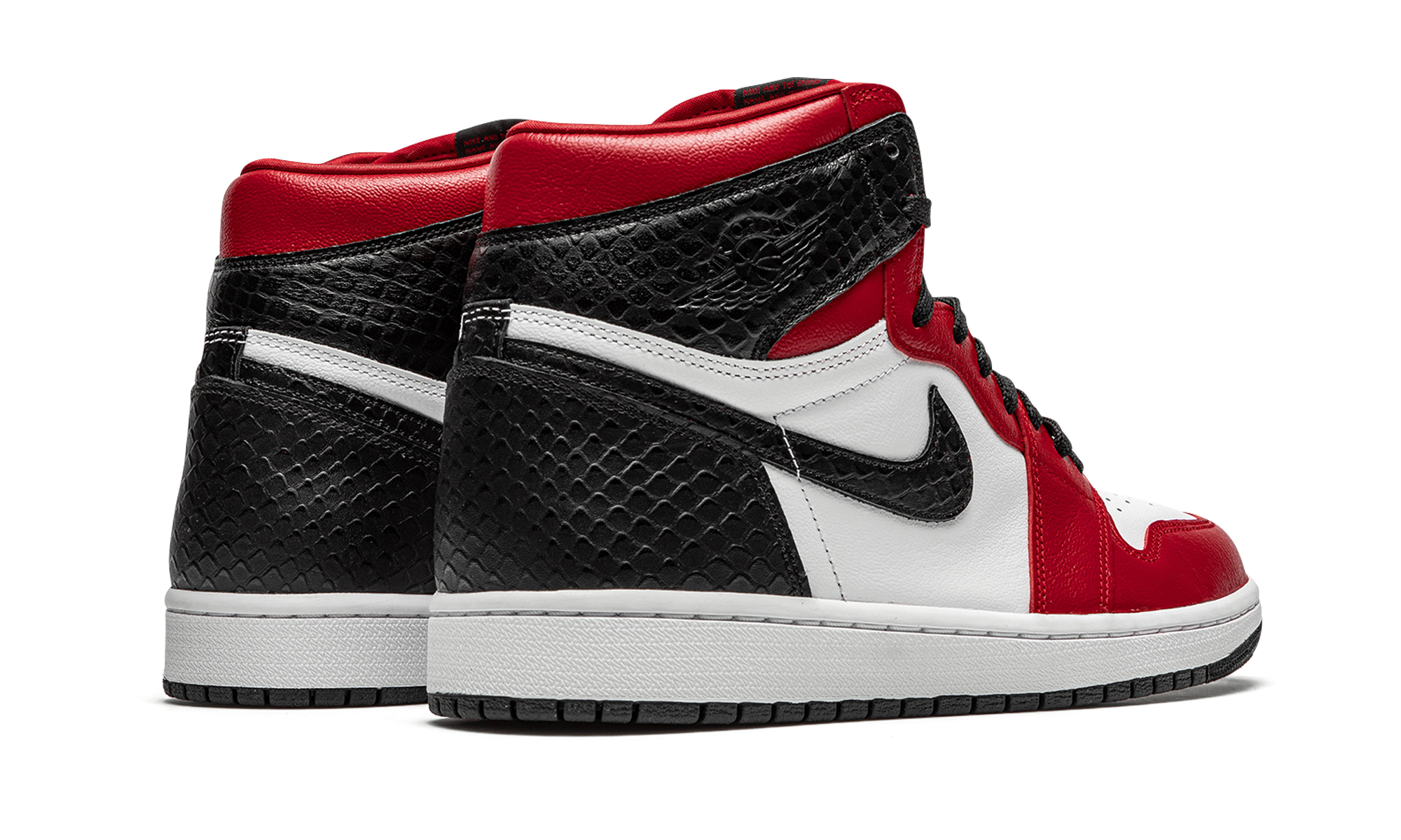Air Jordan 1 Retro High Satin Snake Chicago