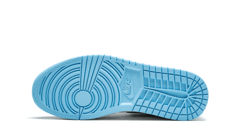 Air Jordan 1 Retro High UNC PATENT 4