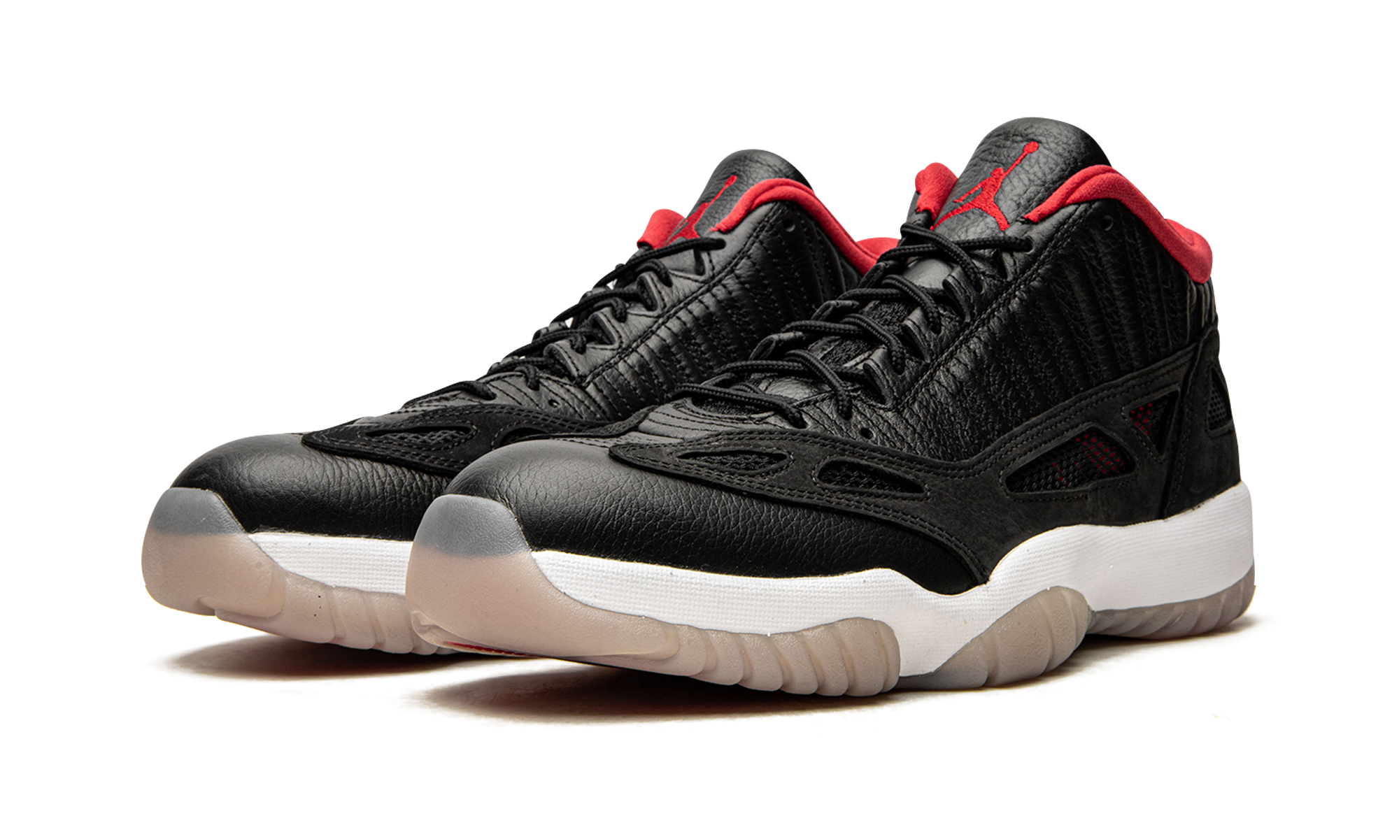 Air Jordan 11 Retro Low IE Bred (2021) 3