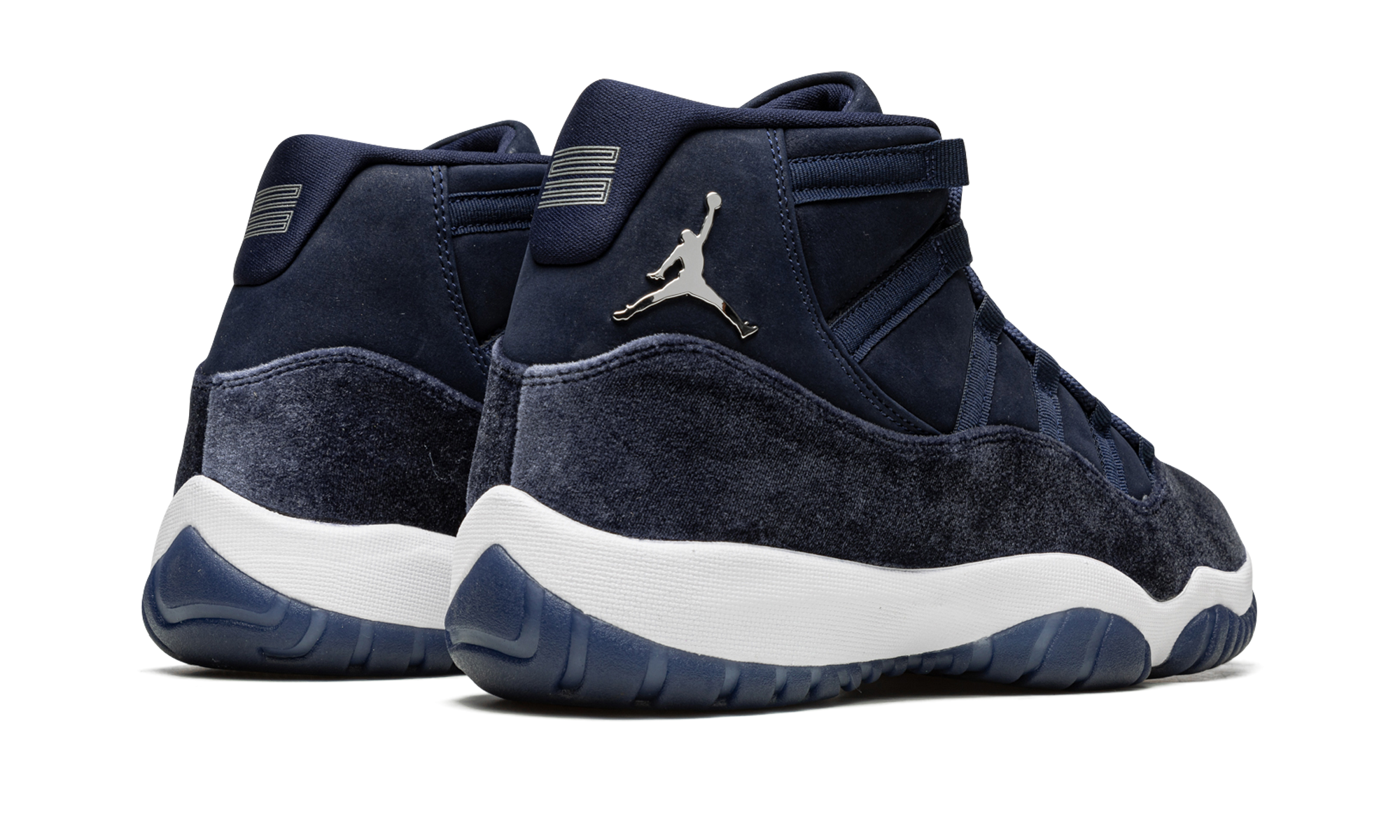 Air Jordan 11 Retro Midnight Navy 4