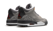 Air Jordan 3 Retro Cool Grey (2021) 4