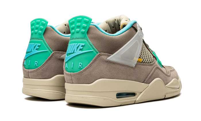 Air Jordan 4 Retro Union Taupe Haze 3