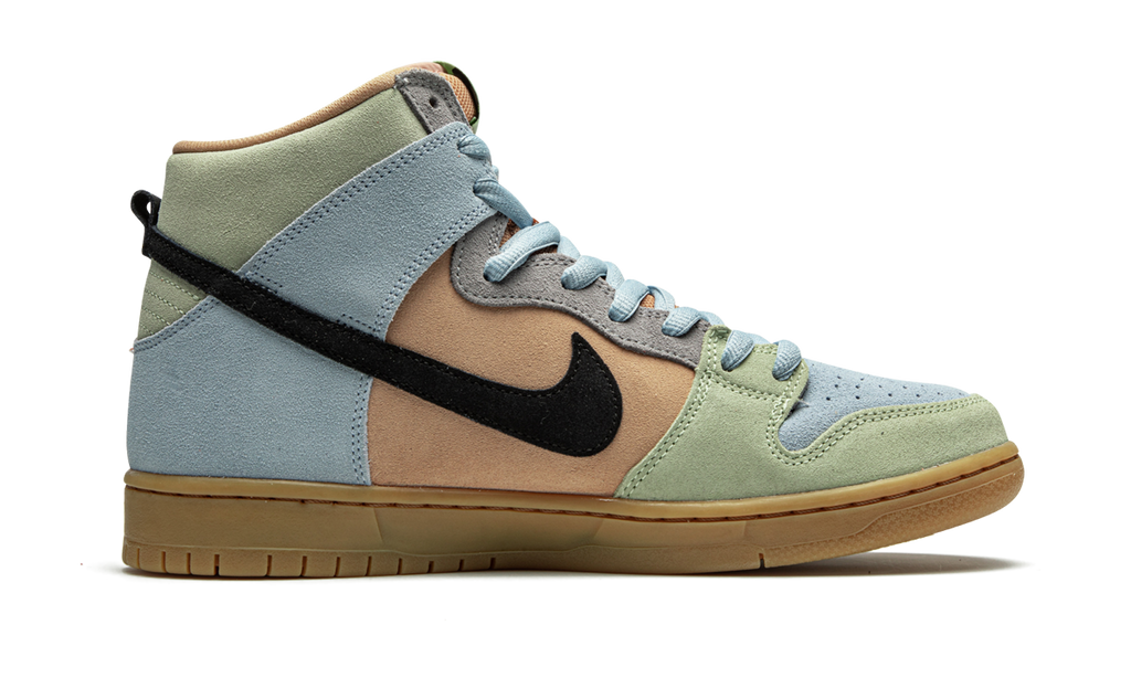 Nike SB Dunk High Spectrum