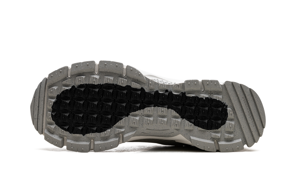 Nike Zoom Vomero Roam 'Summit White Light Bone Light Iron Ore'