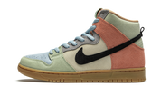 Nike SB Dunk High Spectrum