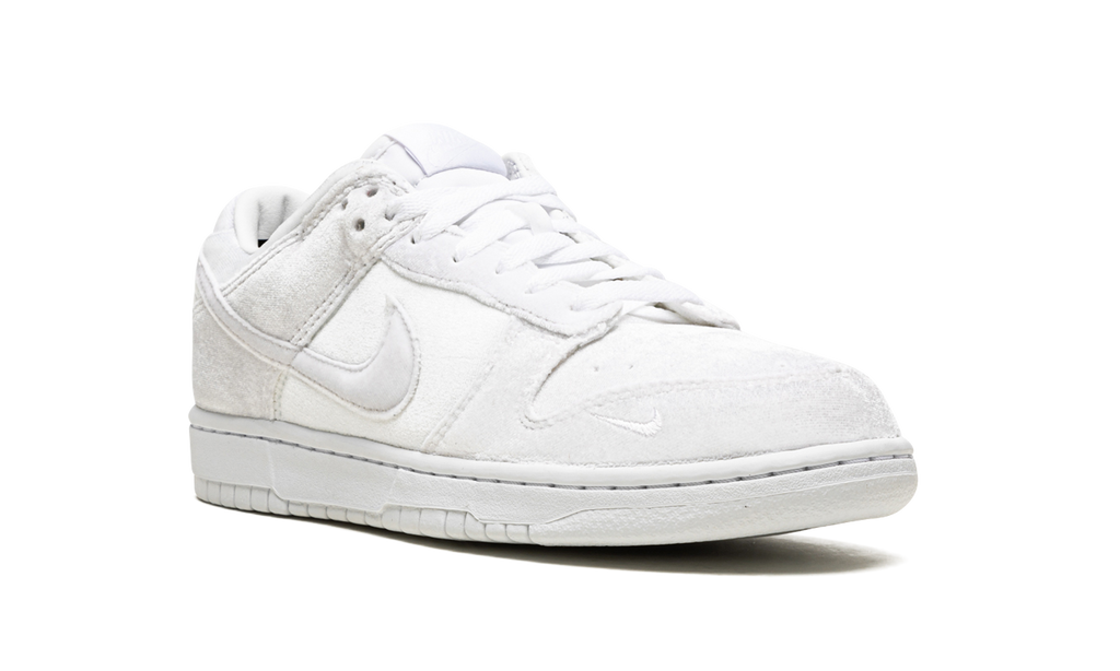 Nike Dunk Low Dover Street Market Triple White Velvet