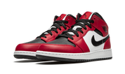 Jordan 1 Mid Chicago Black Toe (GS) 3