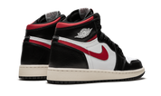 Jordan 1 Retro High Black Gym Red (GS) 4