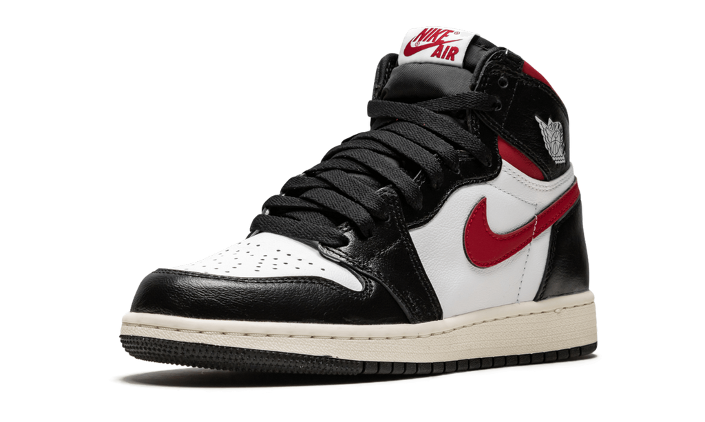 Jordan 1 Retro High Black Gym Red (GS) 5