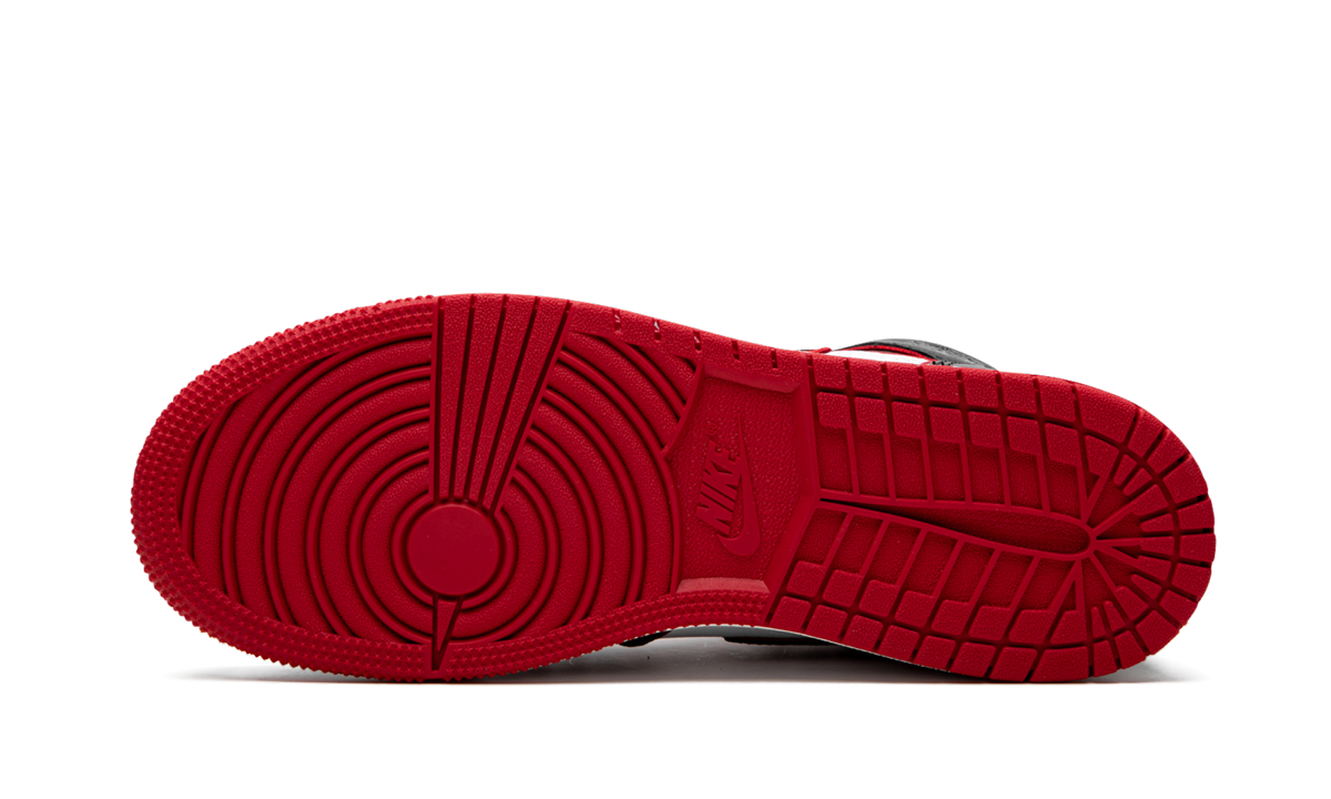 Jordan 1 Retro High Bloodline (GS) 2