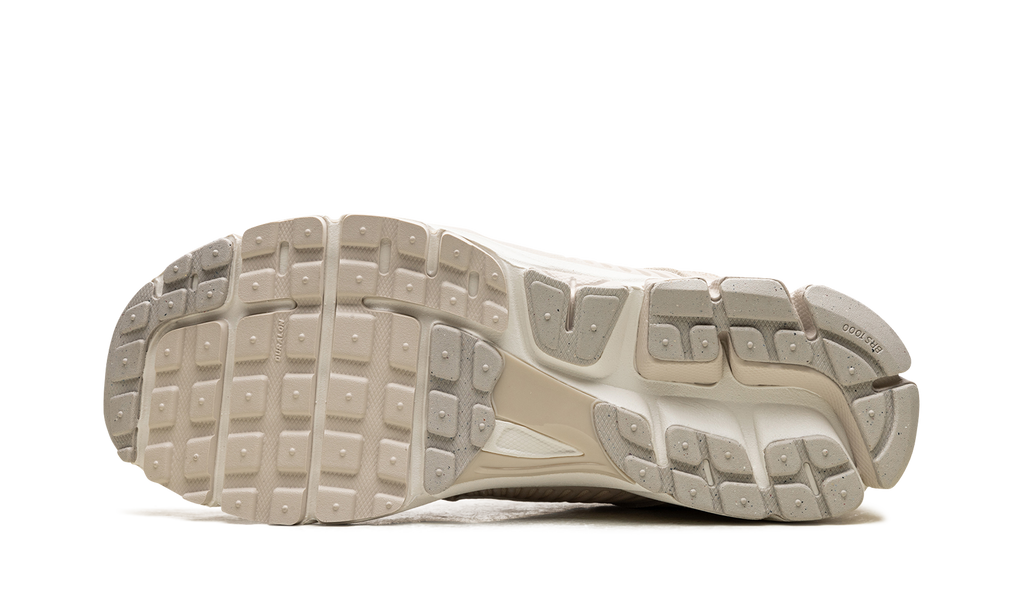 Nike Zoom Vomero 5 'Light Orewood Brown'