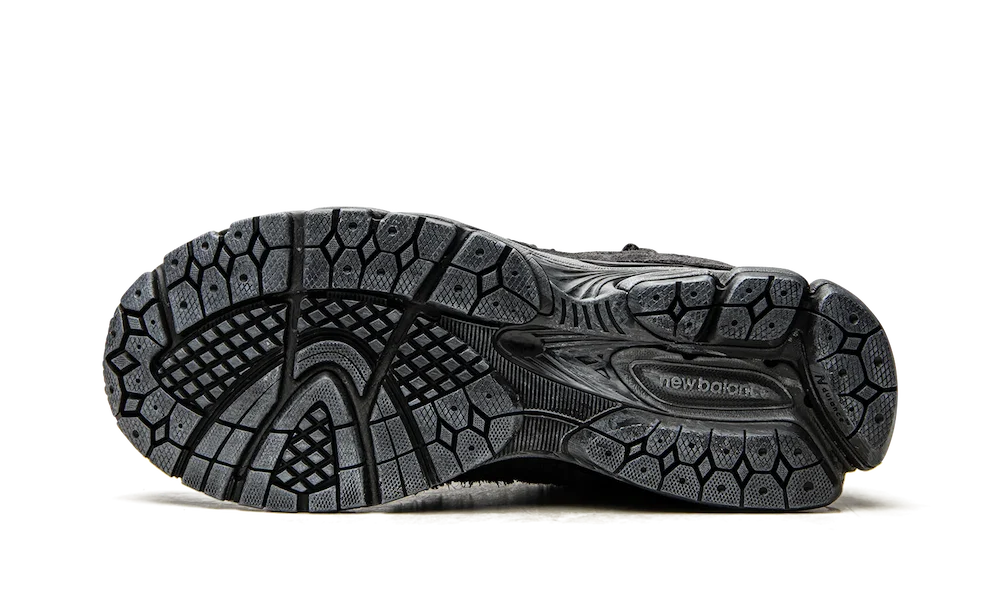 New Balance 2002R Protection Pack Phantom 4