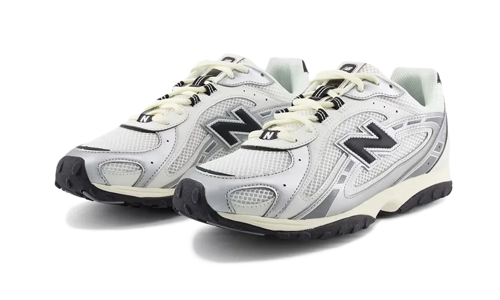 New Balance 204L Silver Metallic Black 2