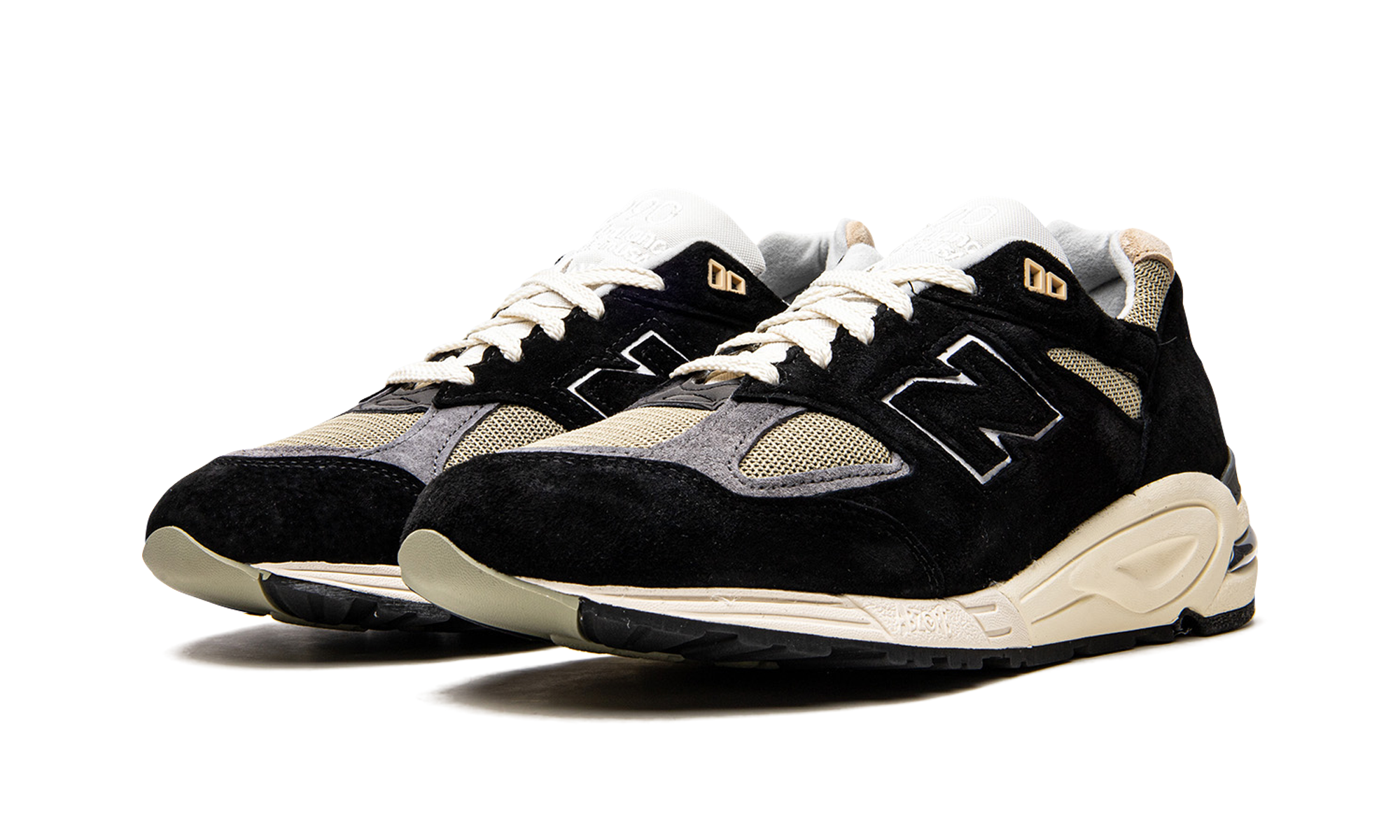 New Balance 990v2 MiUSA Teddy Black True Camo 3