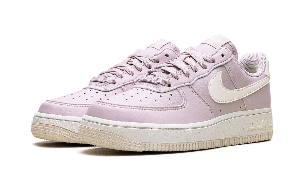 Nike Air Force 1 Low '07 SE Next Nature Platinum Violet Coconut Milk (W) 3