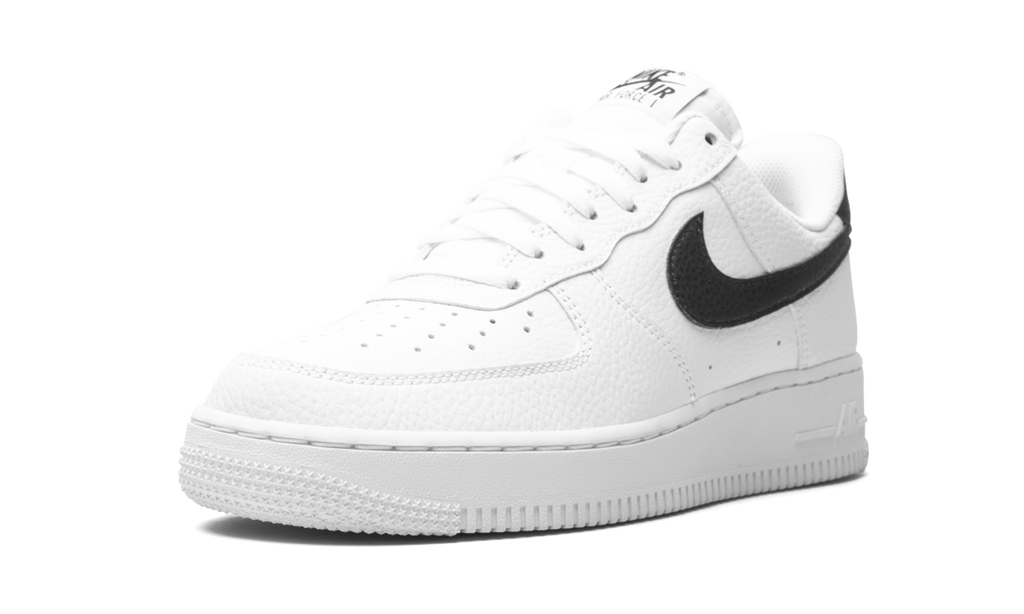 Nike Air Force 1 Low 07 White Black Pebbled Leather 5