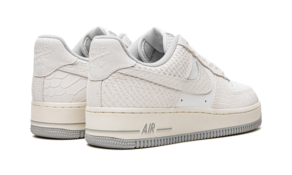 Nike Air Force 1 Low 07 White Python (W) 4