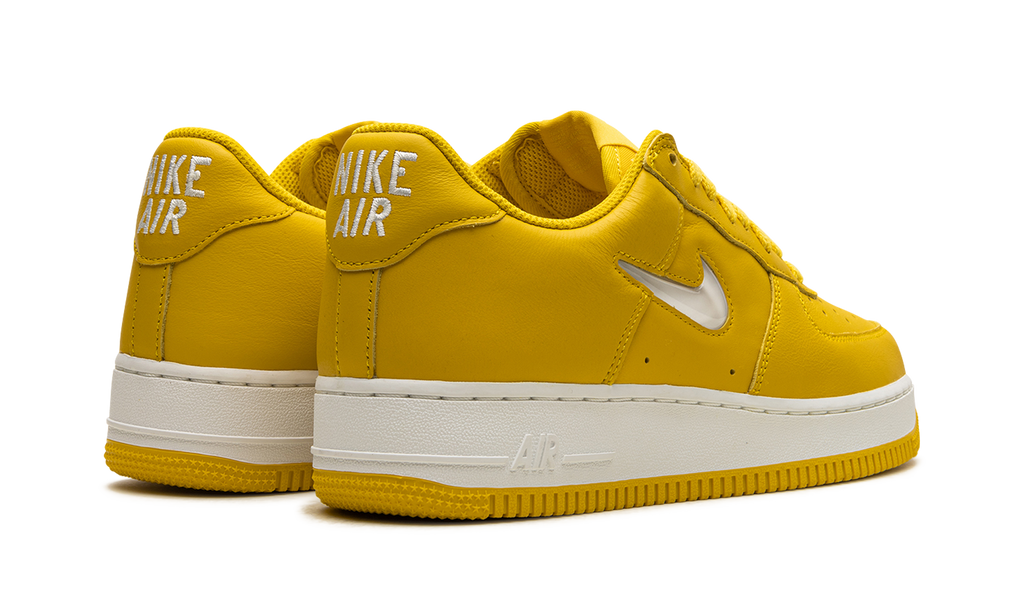 Nike Air Force 1 Low Retro Yellow Jewel 4