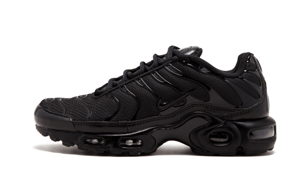 Nike Air Max Plus Triple Black 9