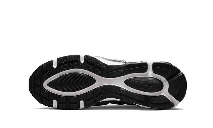 Nike Air Max TW Black White 3