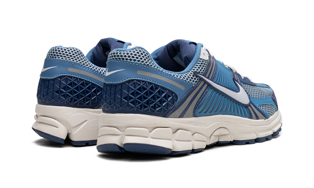 Nike Air Zoom Vomero 5 Worn Blue 4