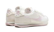 Nike Cortez Valentine's Day (2025) (W) 4