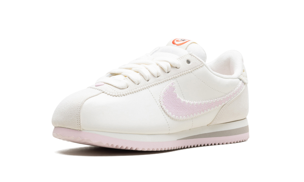 Nike Cortez Valentine's Day (2025) (W) 5